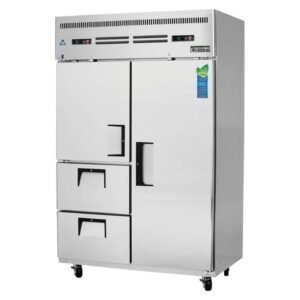 Everest - ESRF2D2, Commercial 49" Two Solid Door Reach-In Refrigerator F 22 cu.ft. / R 22 cu.ft.